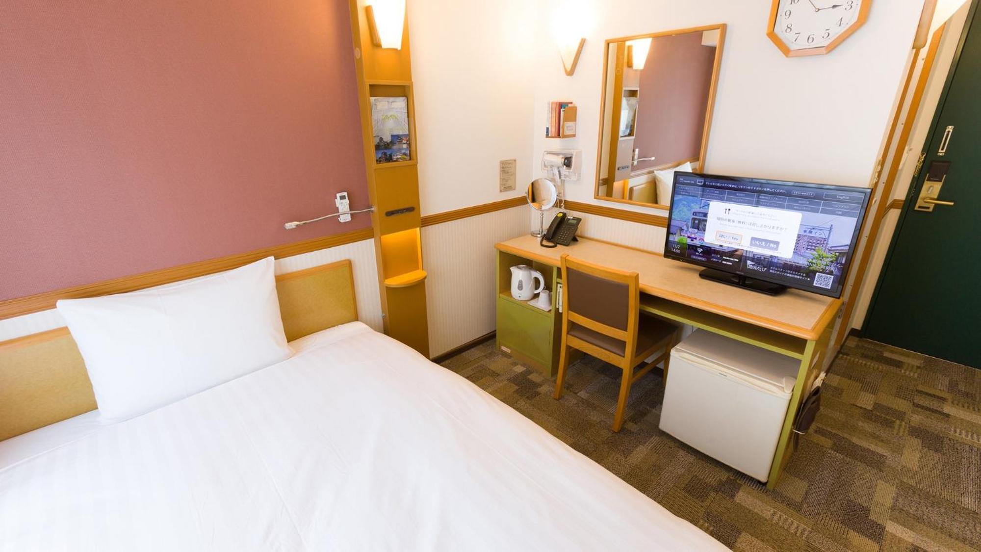 Toyoko Inn Takasaki Eki Nishi Guchi No 2 Exteriör bild