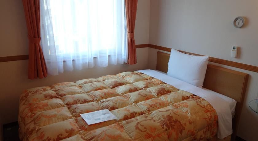 Toyoko Inn Takasaki Eki Nishi Guchi No 2 Exteriör bild